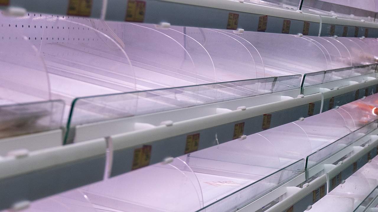 Очереди за продуктами выросли в магазинах Киева и Одессы