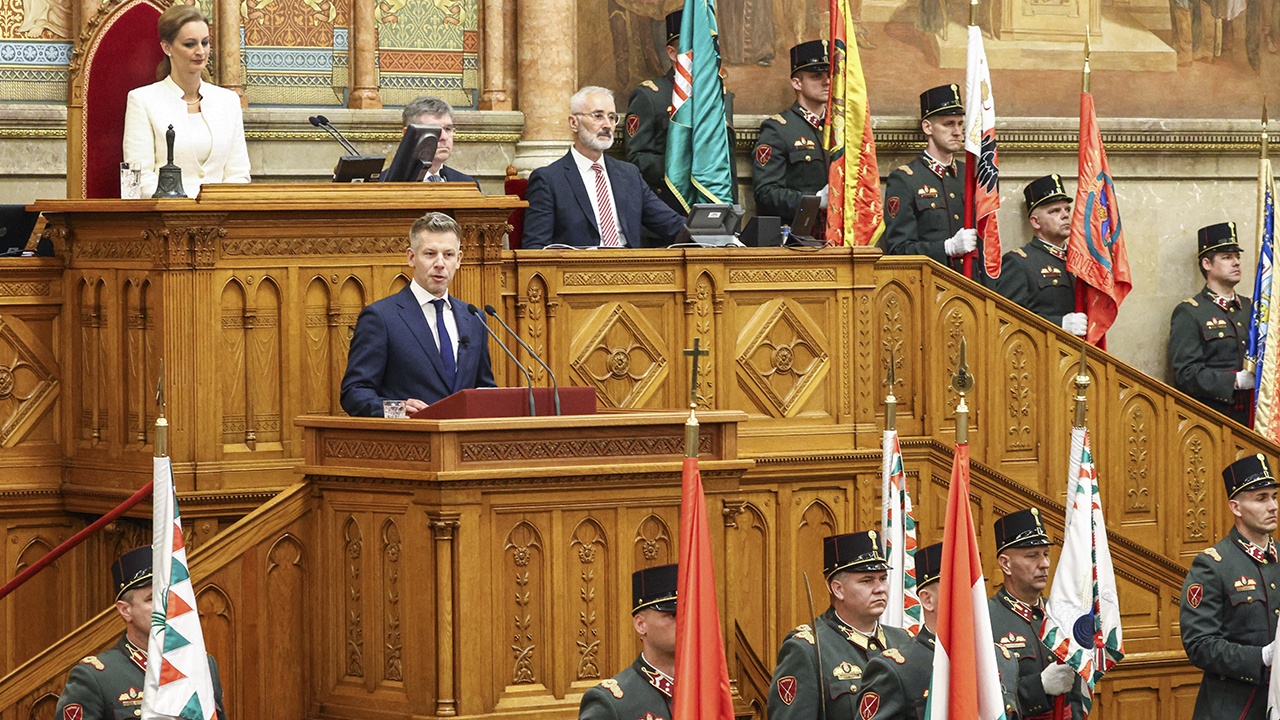 В посольстве РФ назвали высылку дипломатов из Венгрии беспрецедентной эскалацией
