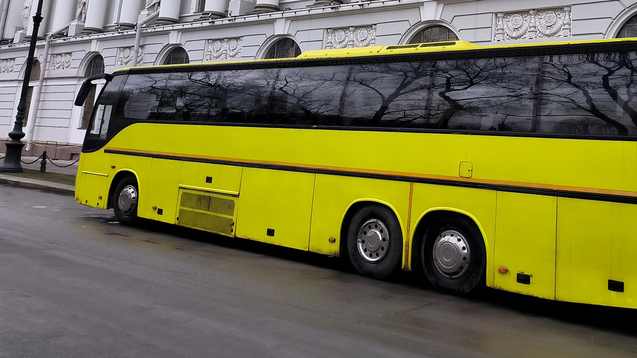 Латвия планирует полностью запретить автобусные перевозки в Россию