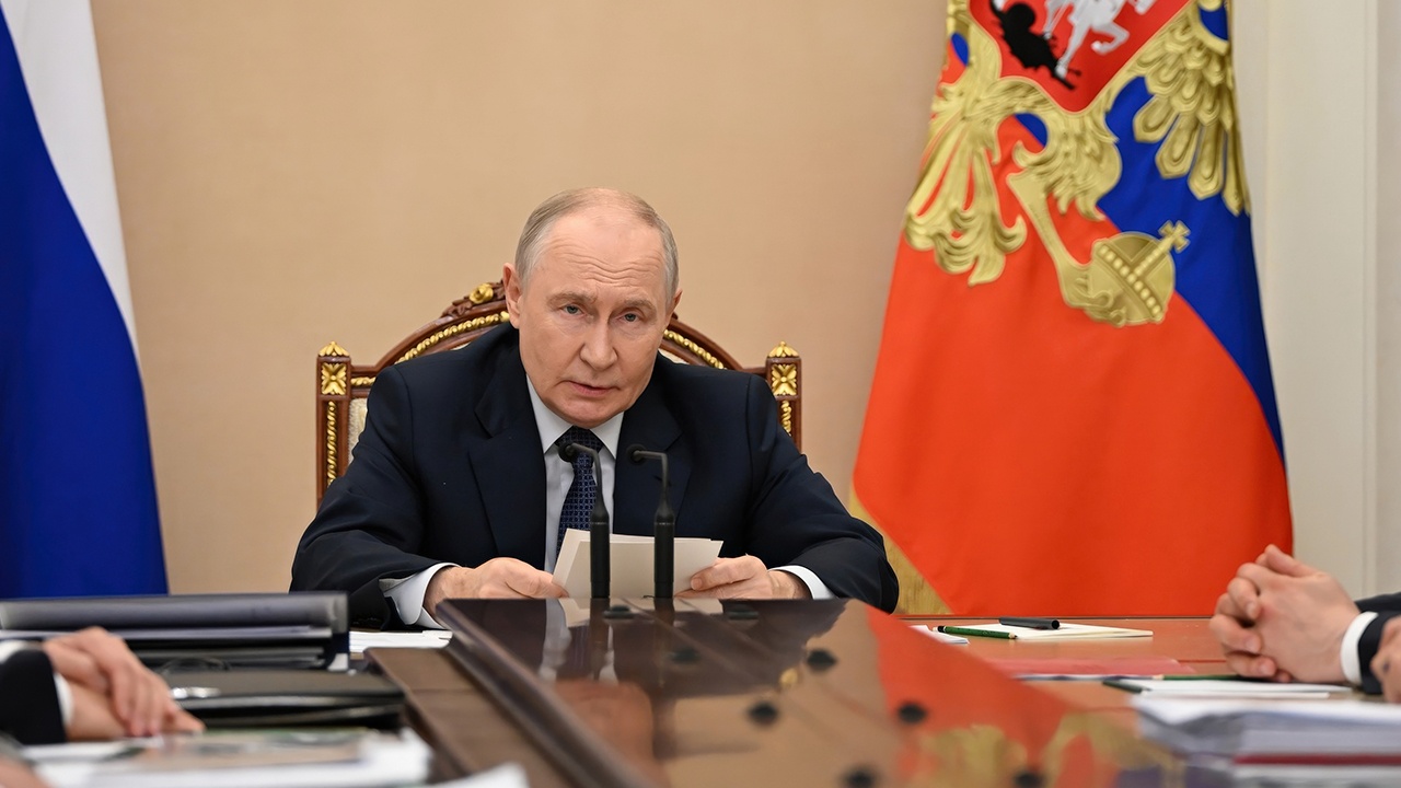 Путин назвал украинские власти «кучкой казнокрадов»