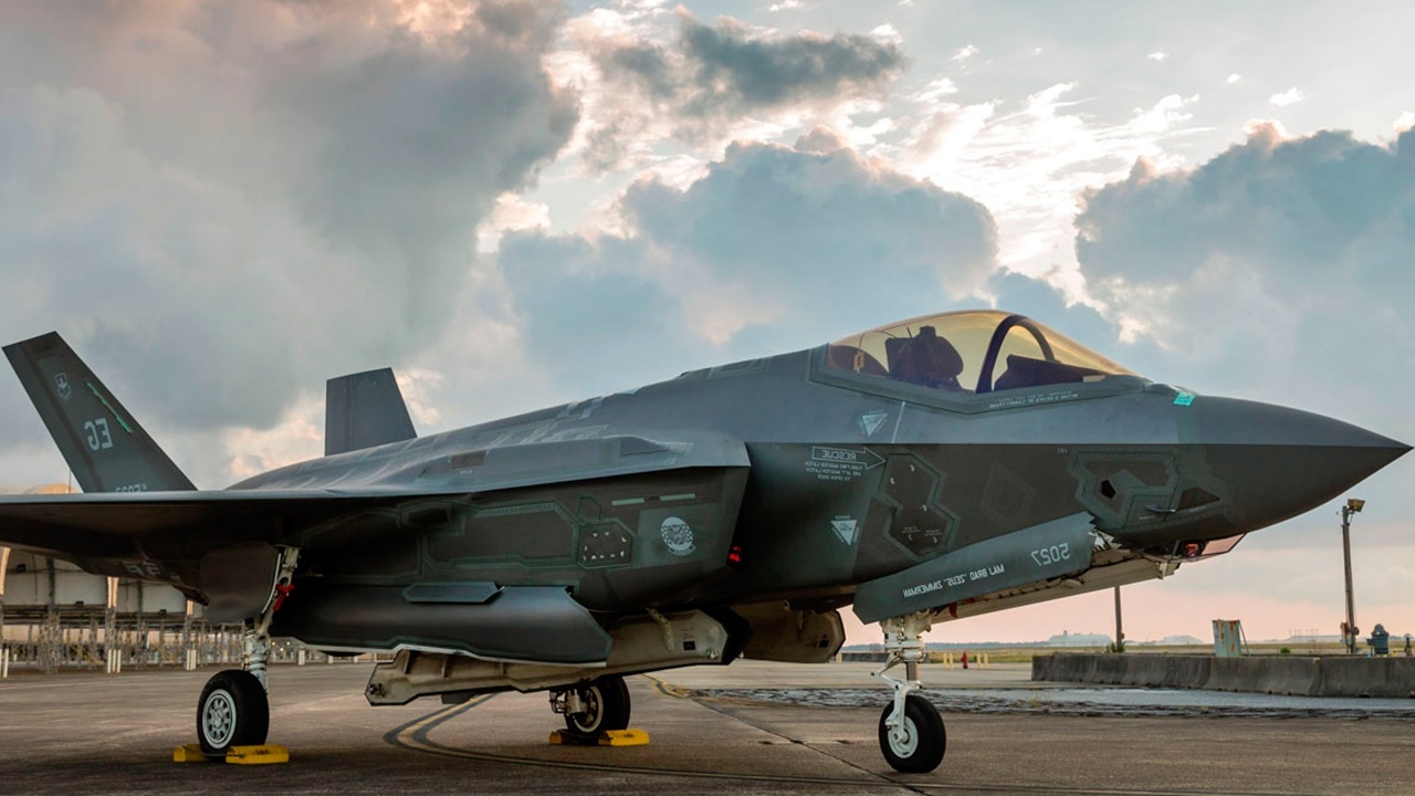 Китай ошибочно получил доступ к потенциально секретным комплектующим F-35 