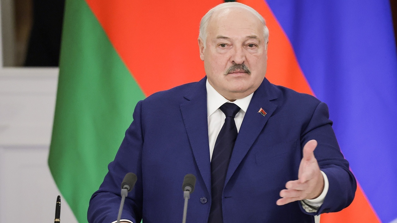 Лукашенко подписал указ о помиловании 15 осужденных