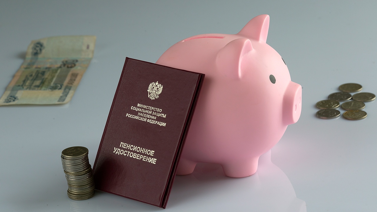 В августе неработающие пенсионеры получили более 25 тыс. рублей