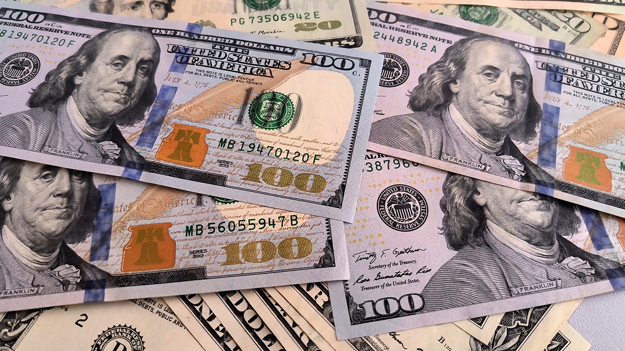 Мендель: украинцы могут платить до $5 млрд. долларов для избежания мобилизации