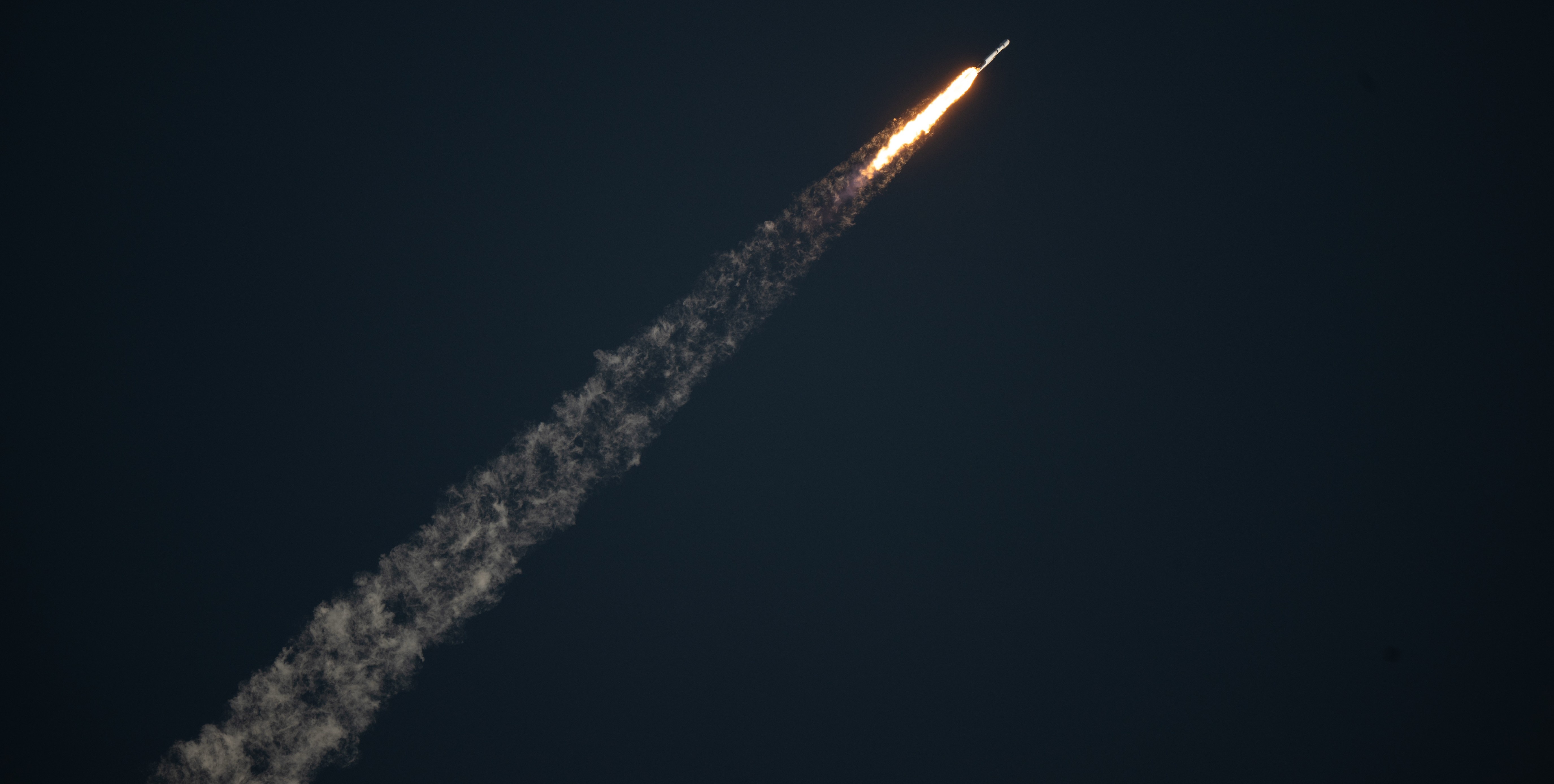 Starship досрочно завершил орбитальный полет