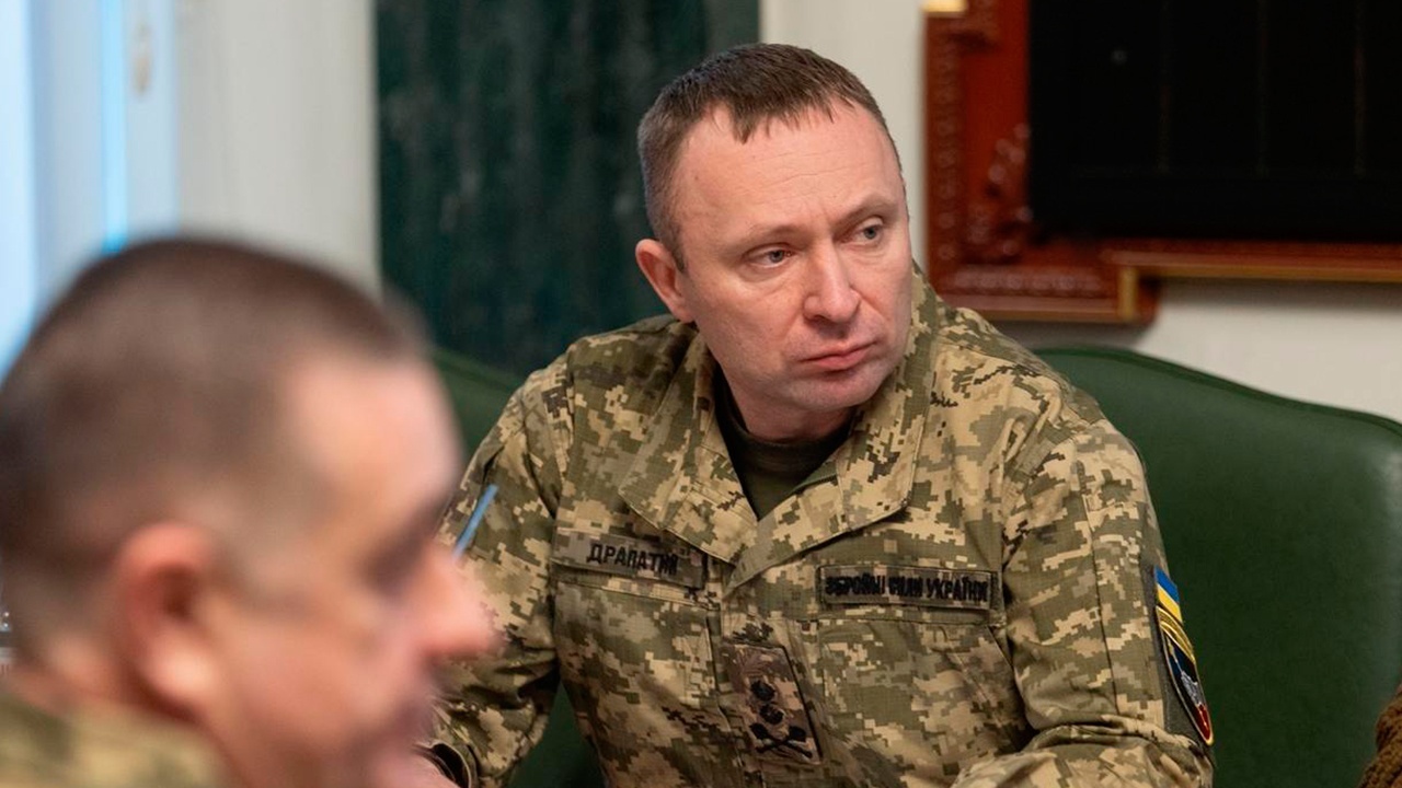 Генерал Волошин отказался подчиняться приказу главкома ВСУ Драпатого