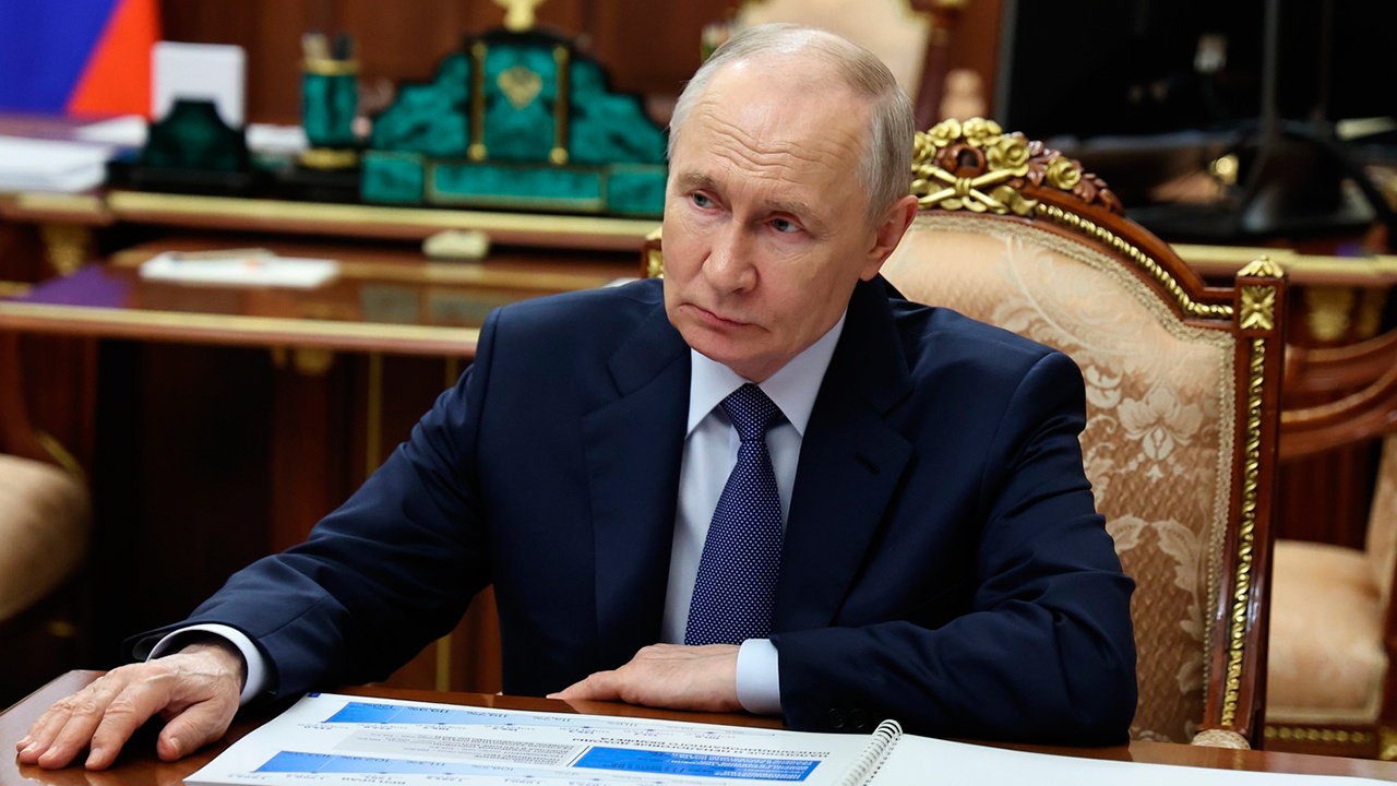 Президент РФ поздравил с праздником Космические войска РФ