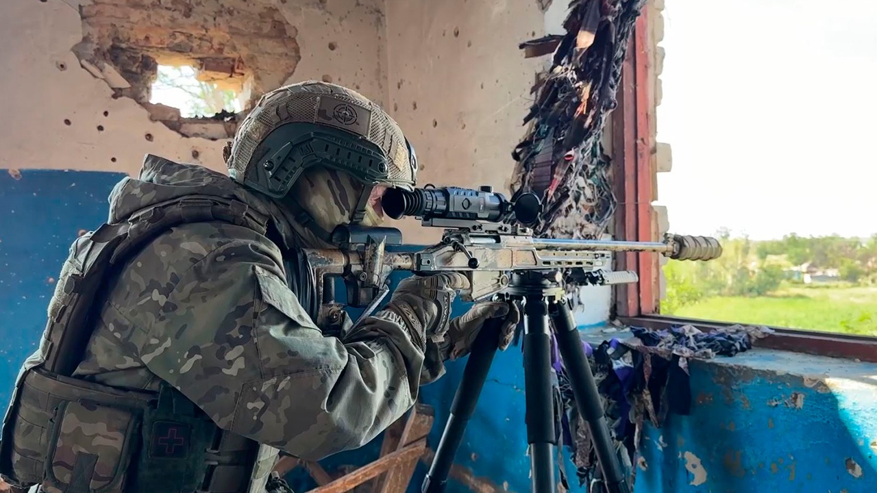 Российские военнослужащие освободили за сутки 53 здания в Доброполье