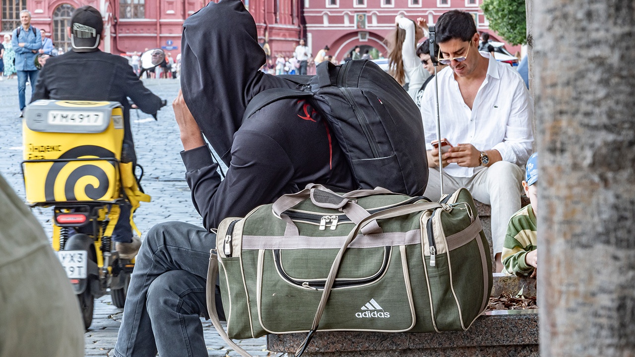 В Москве курьеров протестируют на знание ПДД