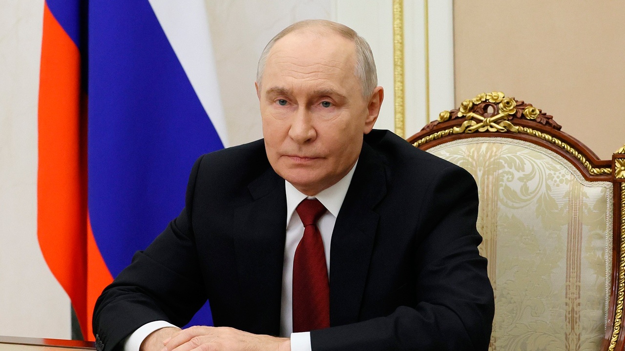 Путин заявил, что РФ будет совершенствовать аккумуляторные технологии