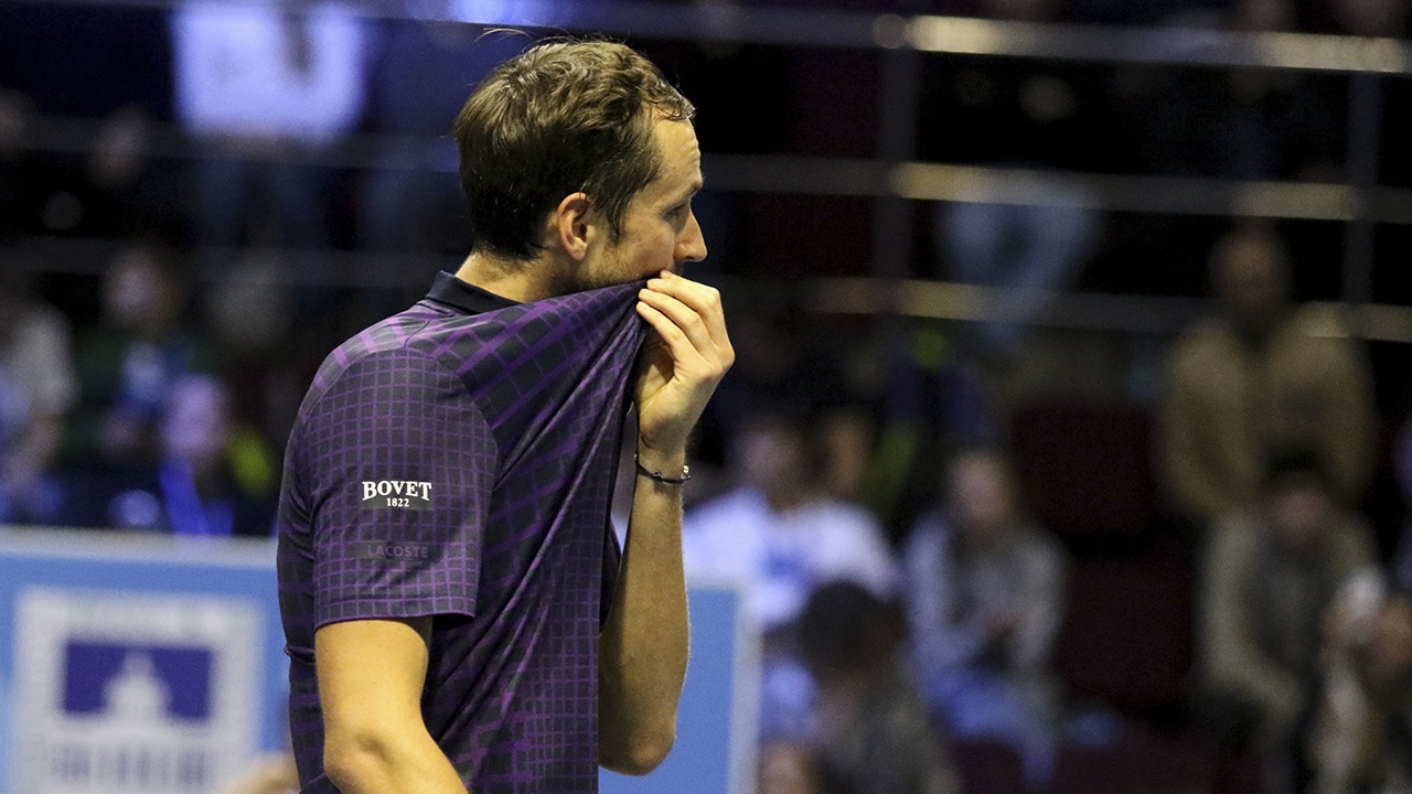 Даниил Медведев упал на шестое место рейтинга ATP после инцидента в Пекине