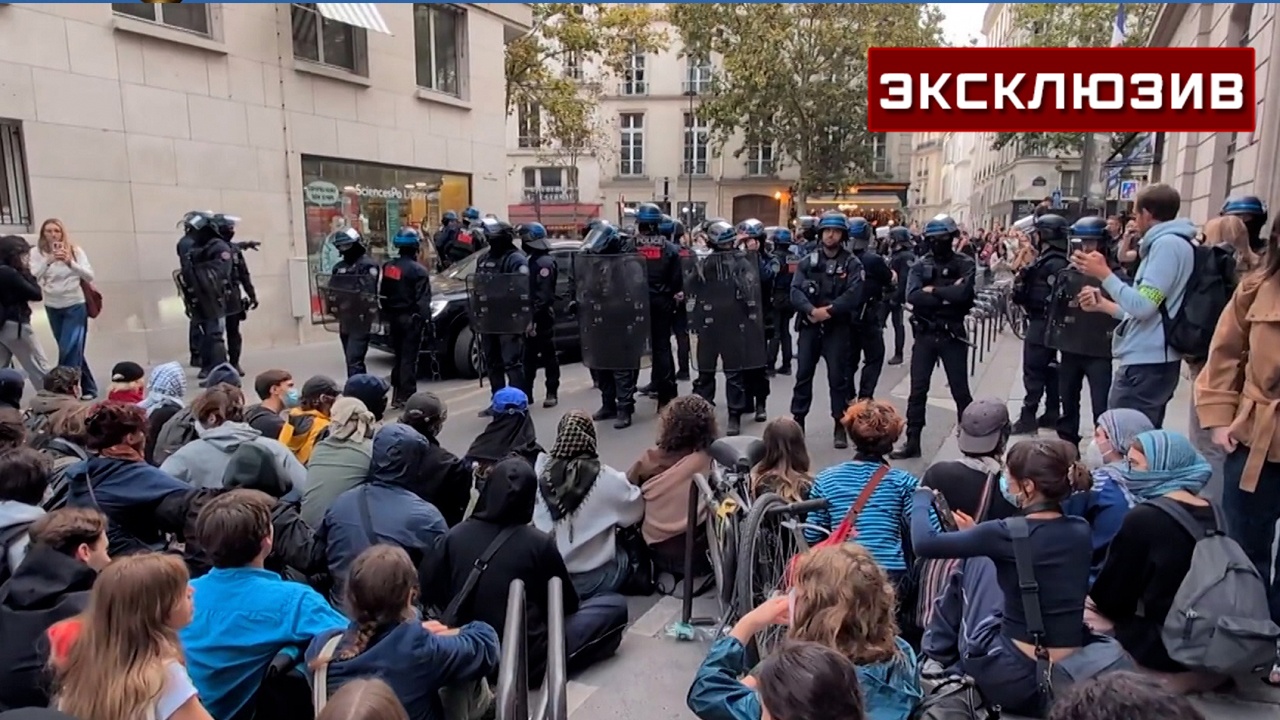 Мэр Сен-Дени призвал прекратить нападения на протестующих 