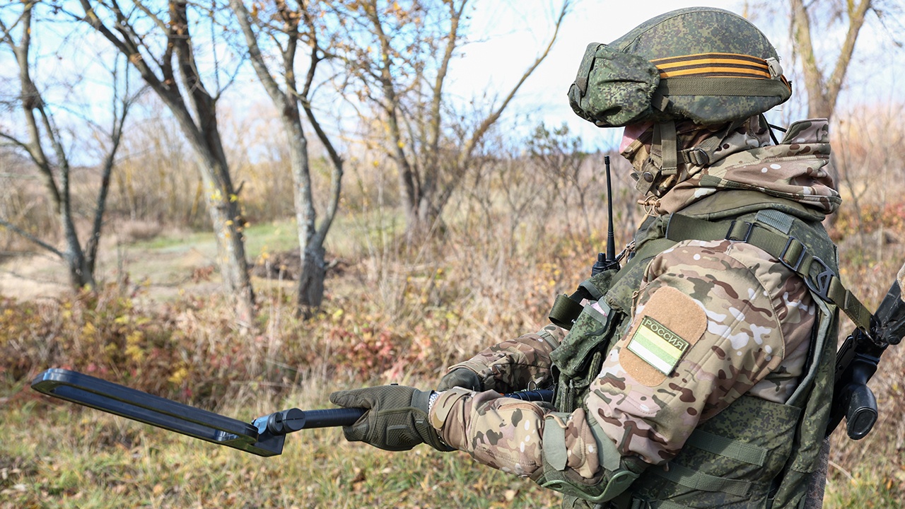 Флейшауер обезвредил восемь мин, отбился от FPV-дронов и эвакуировал сослуживца