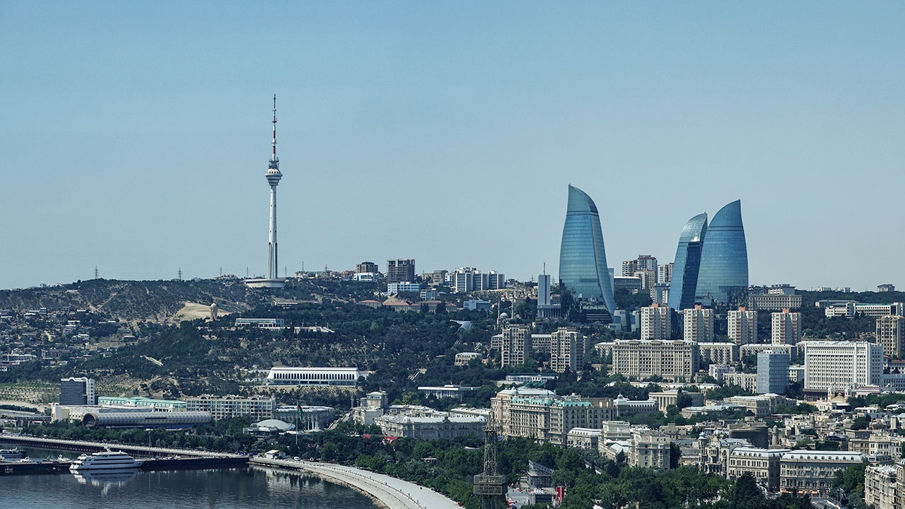 В Азербайджане намерены ввести запрет на ЛГБТ*-пропаганду