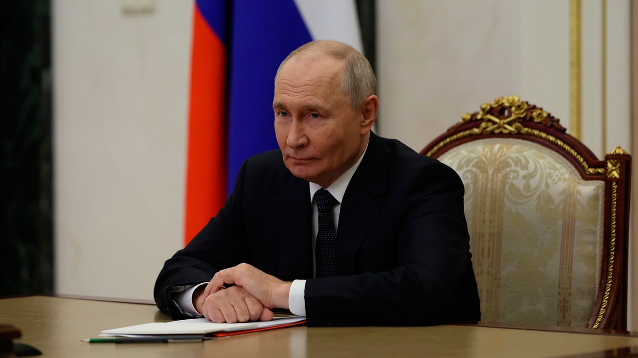 Путин передал во временное управление активы пяти компаний из ЕС
