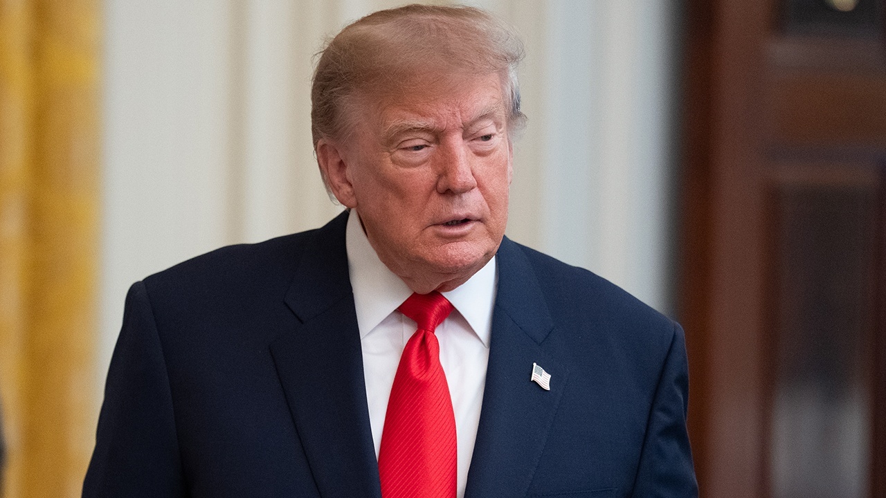 Трамп взял 60 дней на оценку последствий от возможных санкций против РФ
