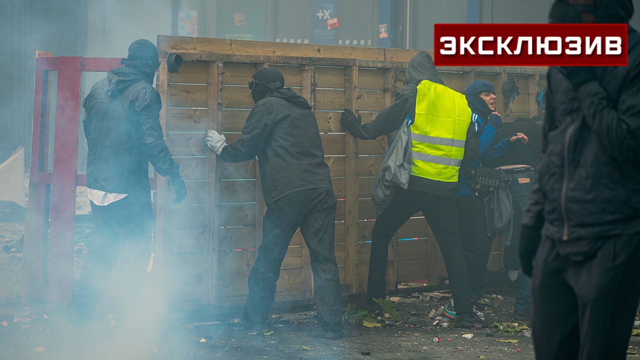 Песков заявил, что беспорядки в Европе уже граничат с хаосом