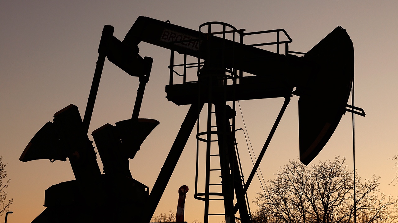 Трамп: цены на нефть скоро резко упадут