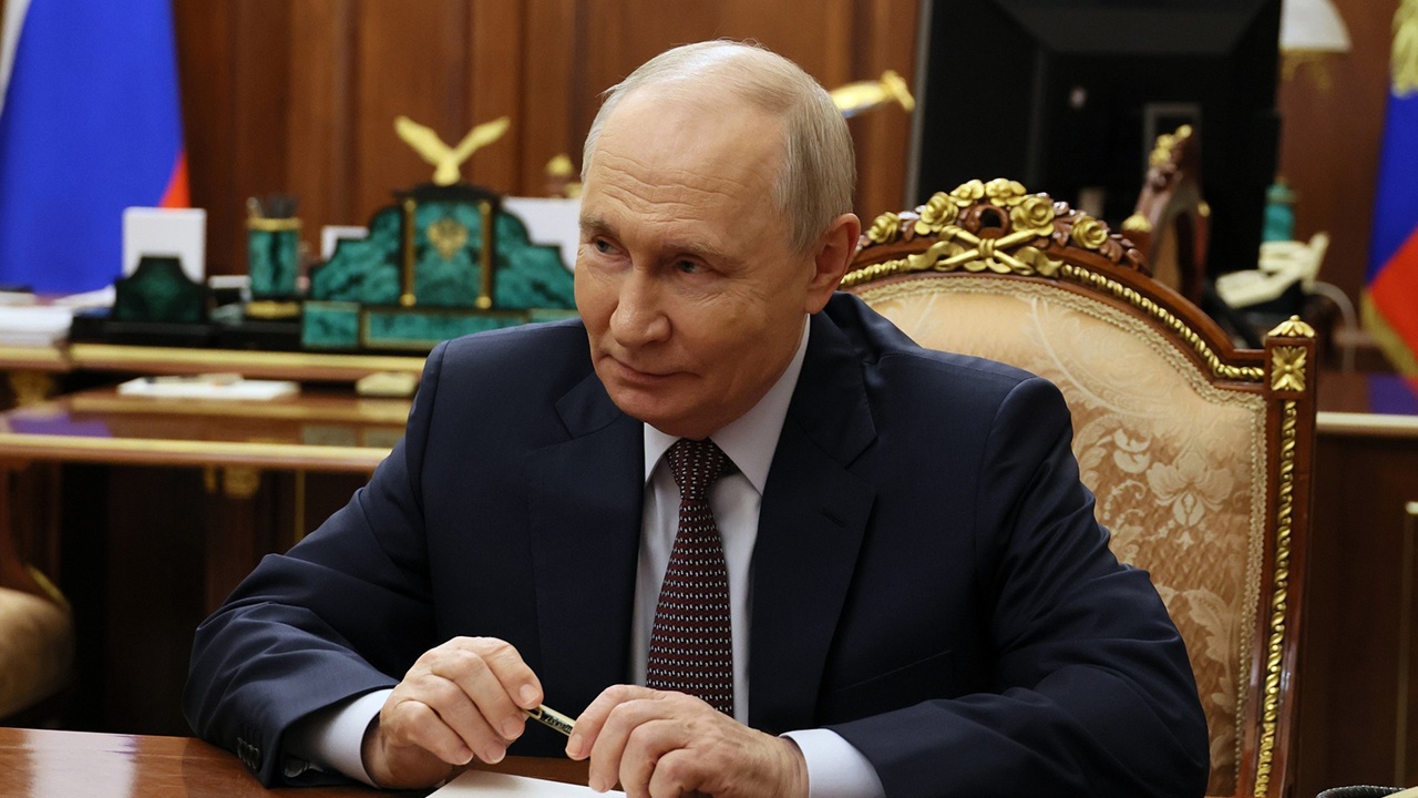 Путин заявил, что РФ никогда никому не отказывала в поставках энергоресурсов