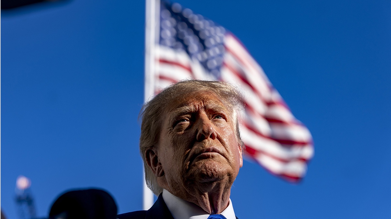 Трамп заявил, что ему нужно принять решение по Ирану