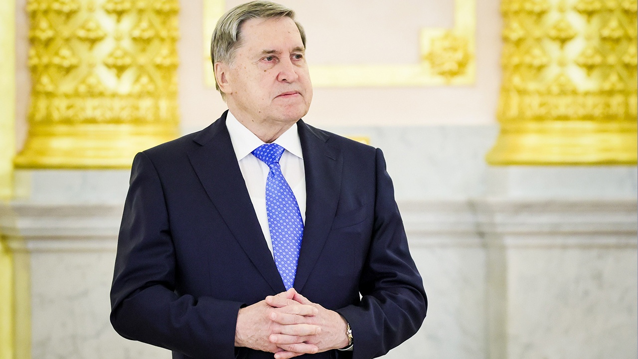 Ушаков: РФ и США начали согласовывать даты переговоров в Абу-Даби