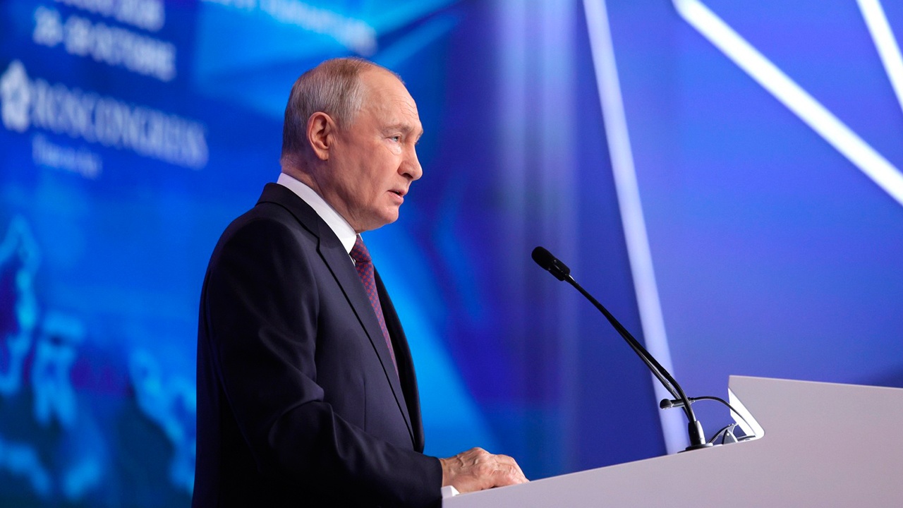 Путин ответил кавказской пословицей на слова о своей работоспособности