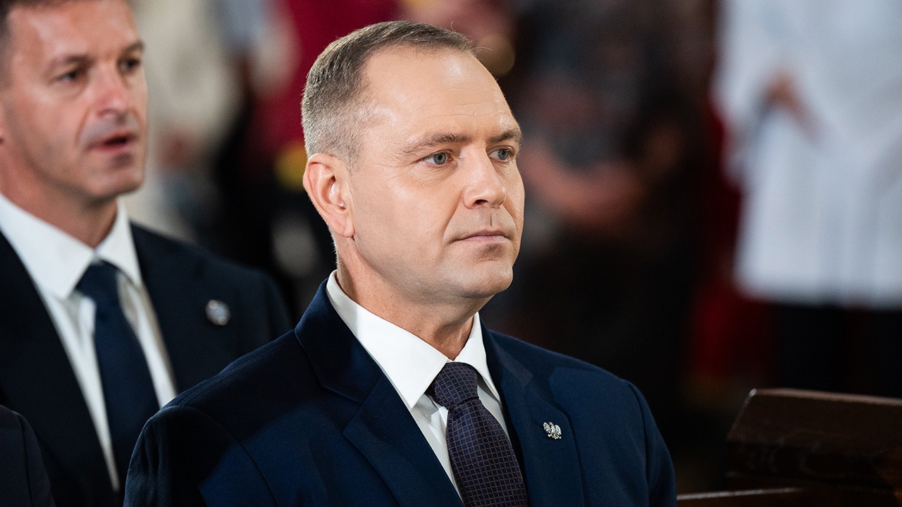 Навроцкий созвал срочное совещание с участием всех политических сил