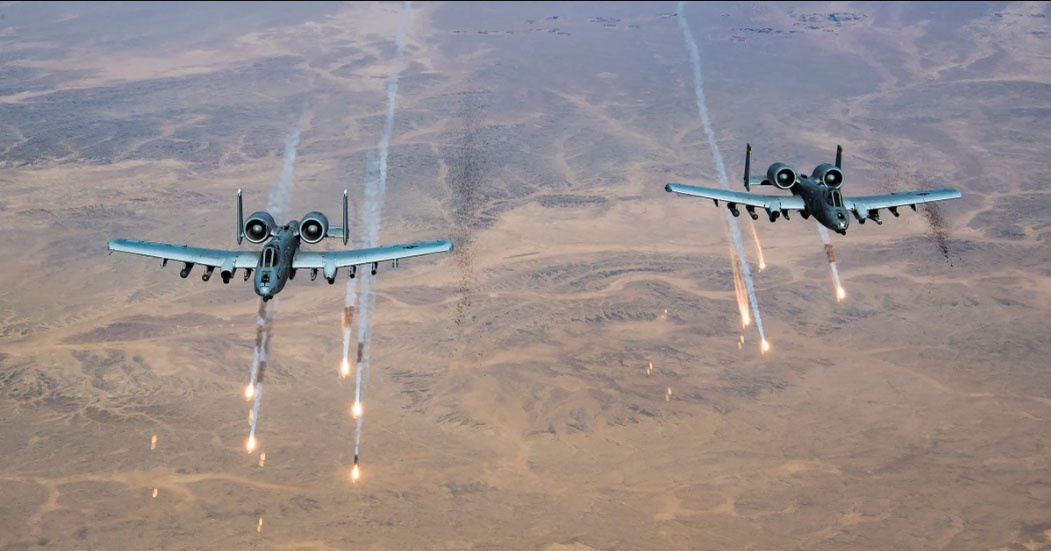 США возобновили точечные авиаудары по позициям вступивших в боестолкновения с ИГИЛ* талибов**.